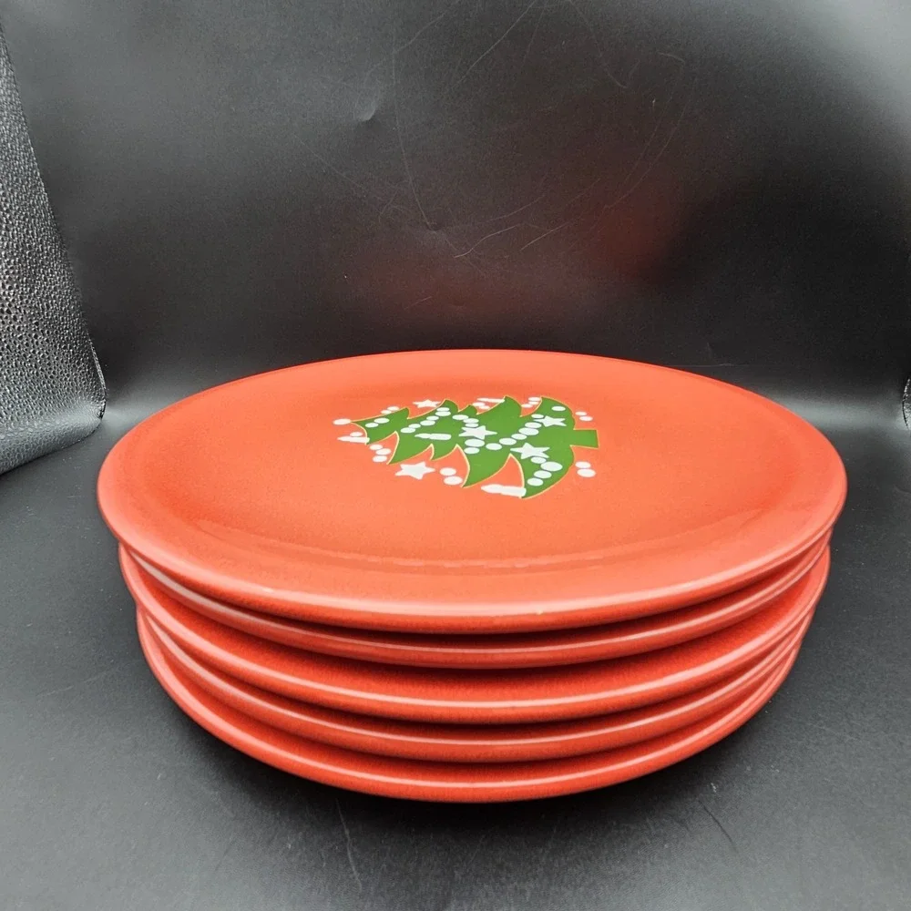 5 Waechtersbach Germany Red Christmas Tree Dinner Plates 10